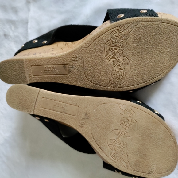 Ana New Approach cork and black wedges - Picture 4 of 13